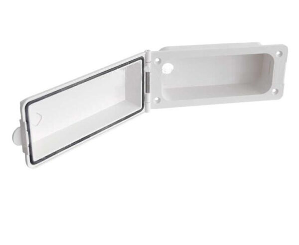 Toma Vacia C/Tapa Blanca Rectangular
